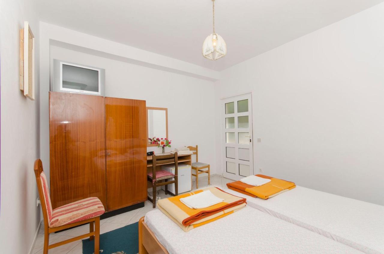 Apartments And Rooms Nike Sobra Bagian luar foto